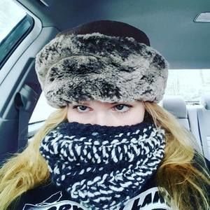 Meet your Posher, Devin